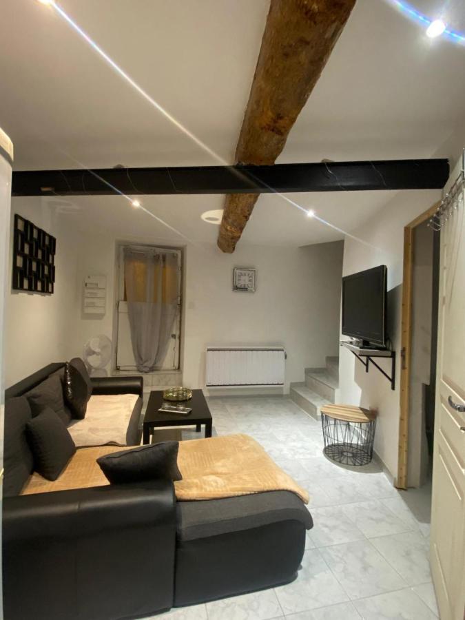 Camellia Hotel Beauvoisin  Bagian luar foto